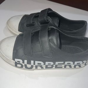 Burberry shoe
